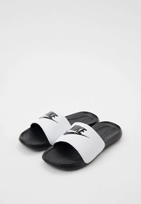 Nike victori