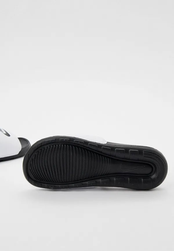 Nike victori
