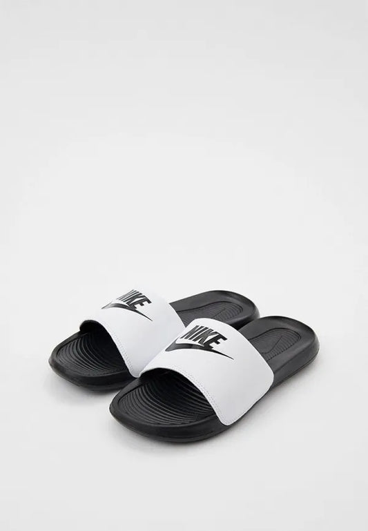 Nike victori